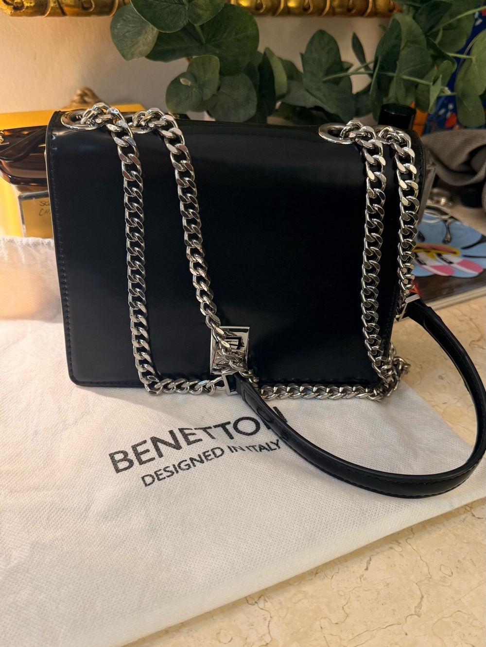 United Colors Of Benetton Black Patten Leather Silver Chain Crossbody Bag